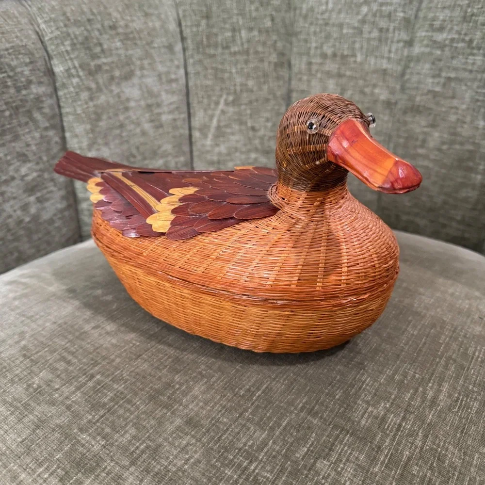 Vintage Duck Wicker Basket Brown Woven Mallard Storage Trinket Box Decoy